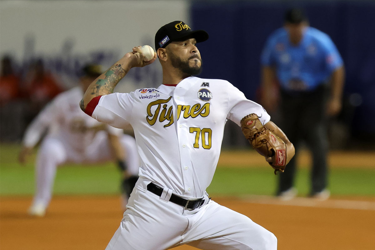 Guillermo Moscoso anunció su retiro del beisbol profesional