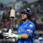 Germán Mesa, el gran mago cubano que prepara en Venezuela sus trucos para el Clásico