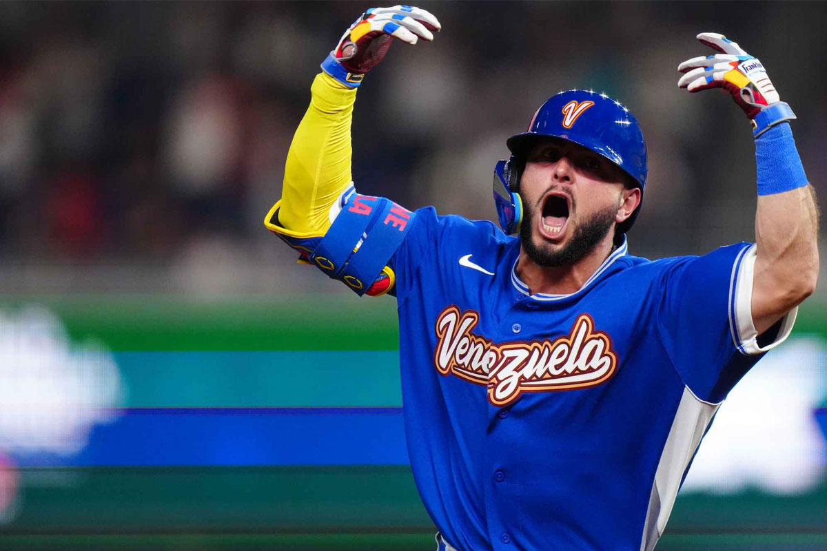 Wilyer Abreu colocó a Venezuela en semifinales del Clásico Mundial y en los JJOO