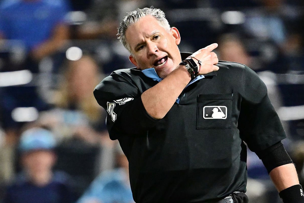 Tres umpires venezolanos participan en el Clásico Mundial