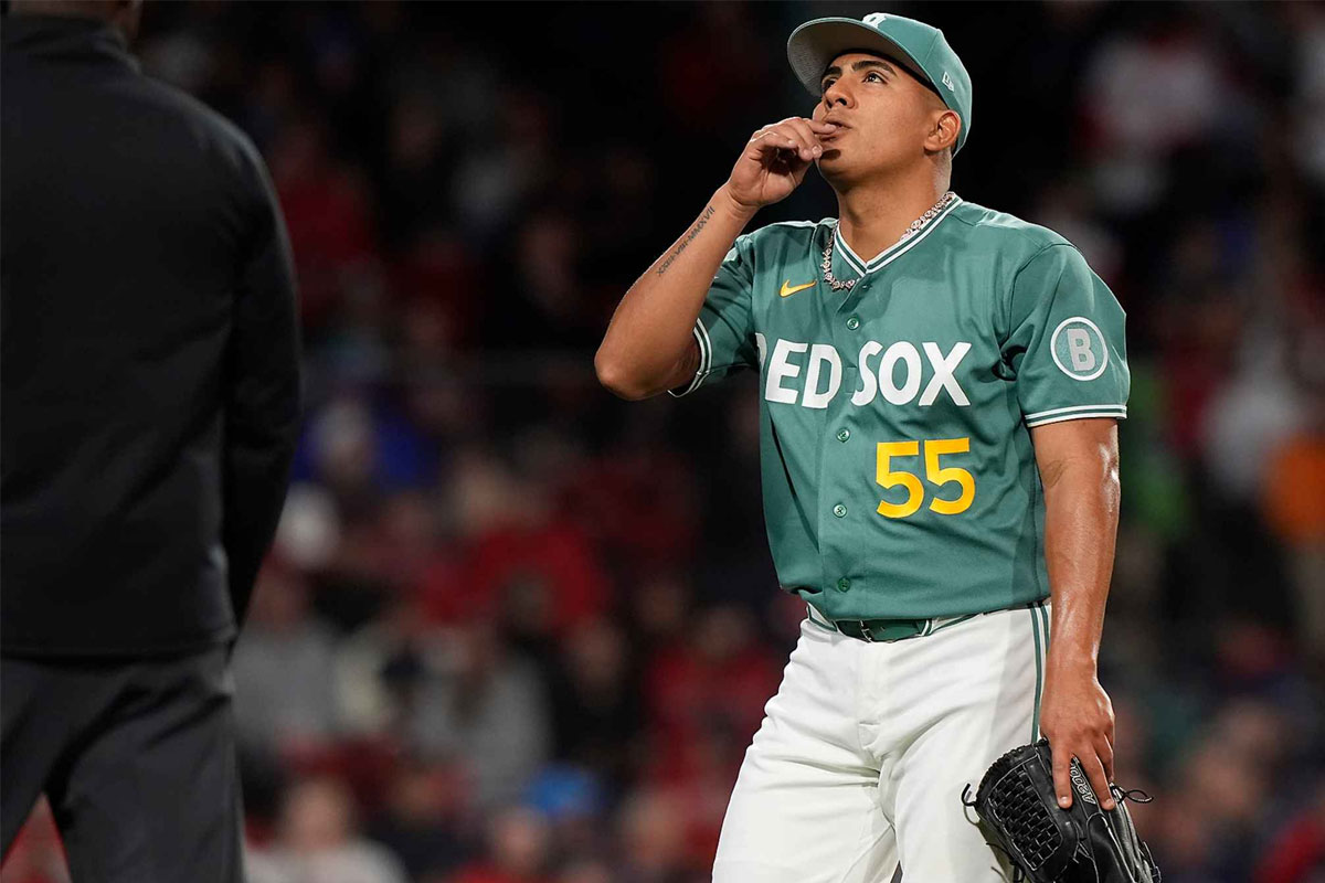 Ranger Suárez no permitió libertades sobre el montículo y extendió cadena de ceros