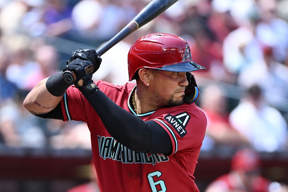 Ildemaro Vargas se hace sentir con el bate