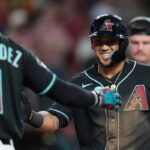 Fernando Tatis oficializado como mánager de Tiburones de La Guaira