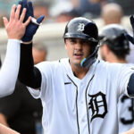 Jackson Chourio se unió a Ronald Acuña Jr. en un reducido grupo