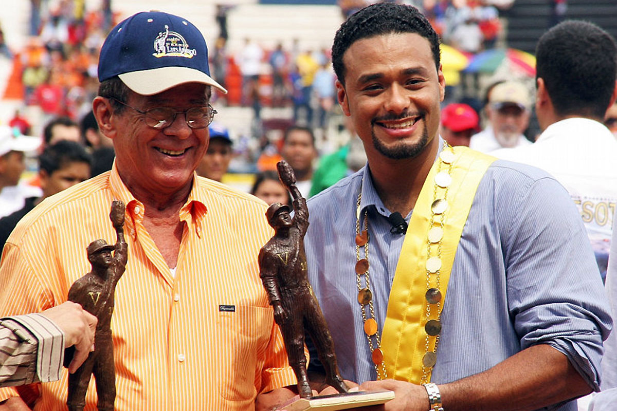 Johan Santana entregará el Premio Luis Aparicio en Cooperstown