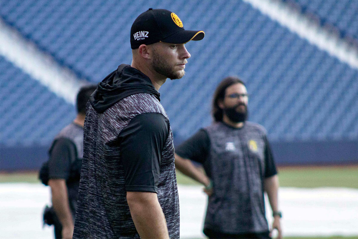 Cinco lanzadores importados comenzaron a entrenarse con Leones del Caracas