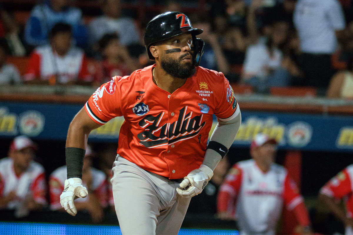 Luis Castro aporta su experiencia en el joven lineup de Águilas