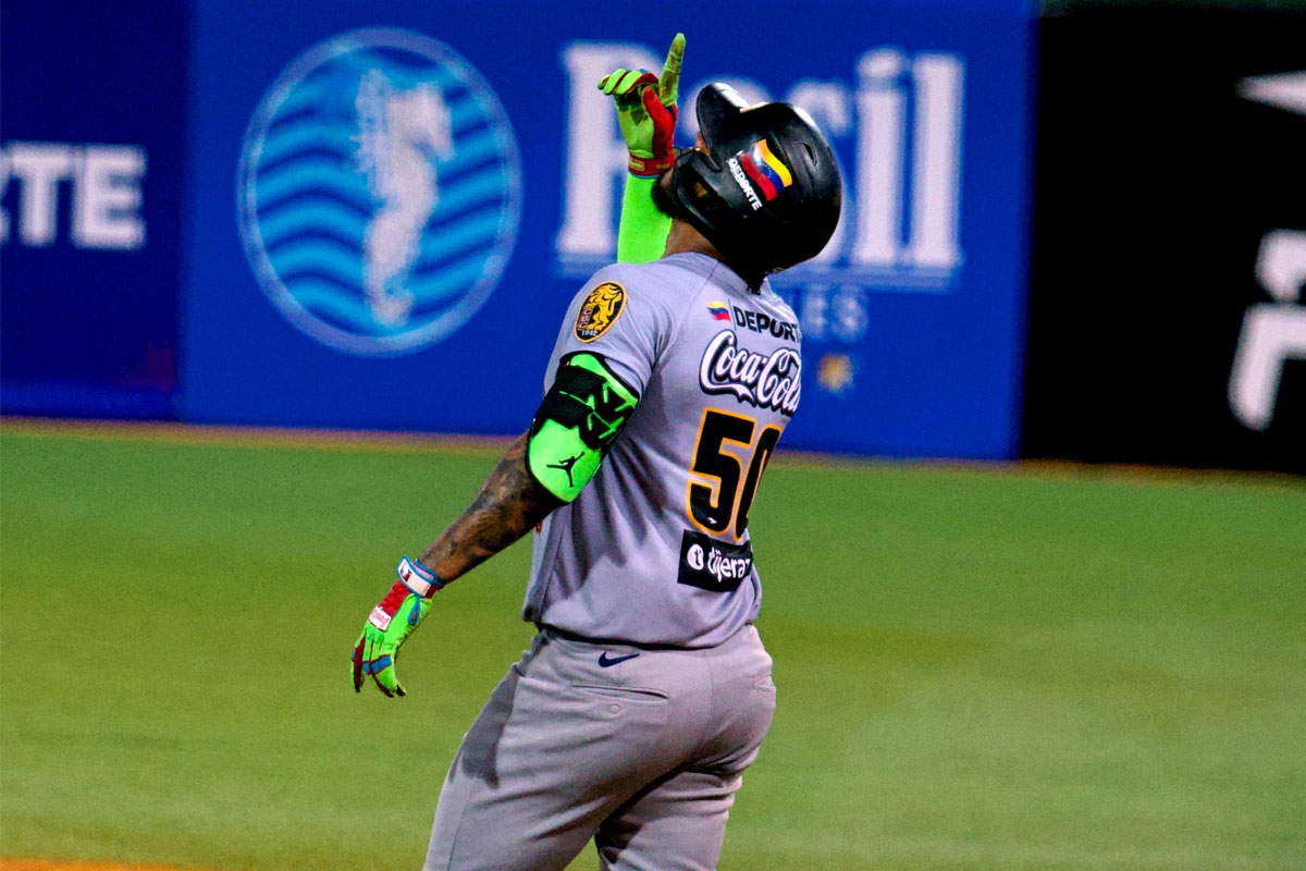 Leones protagonizó remontada para ponerle freno a Caribes